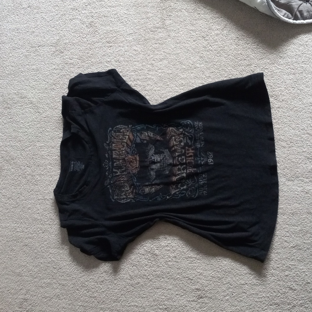 Large Torrid graphic tee